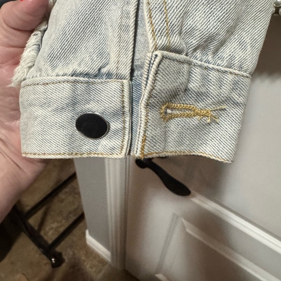 P.Cill woman’s size large Pit to pit 27 decorated with pearls Vintage - Picture 6 of 8